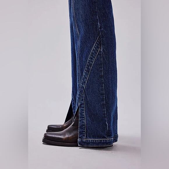 We the Free - Free People - CRVY Mona Flare Jeans - Picture 5 of 16